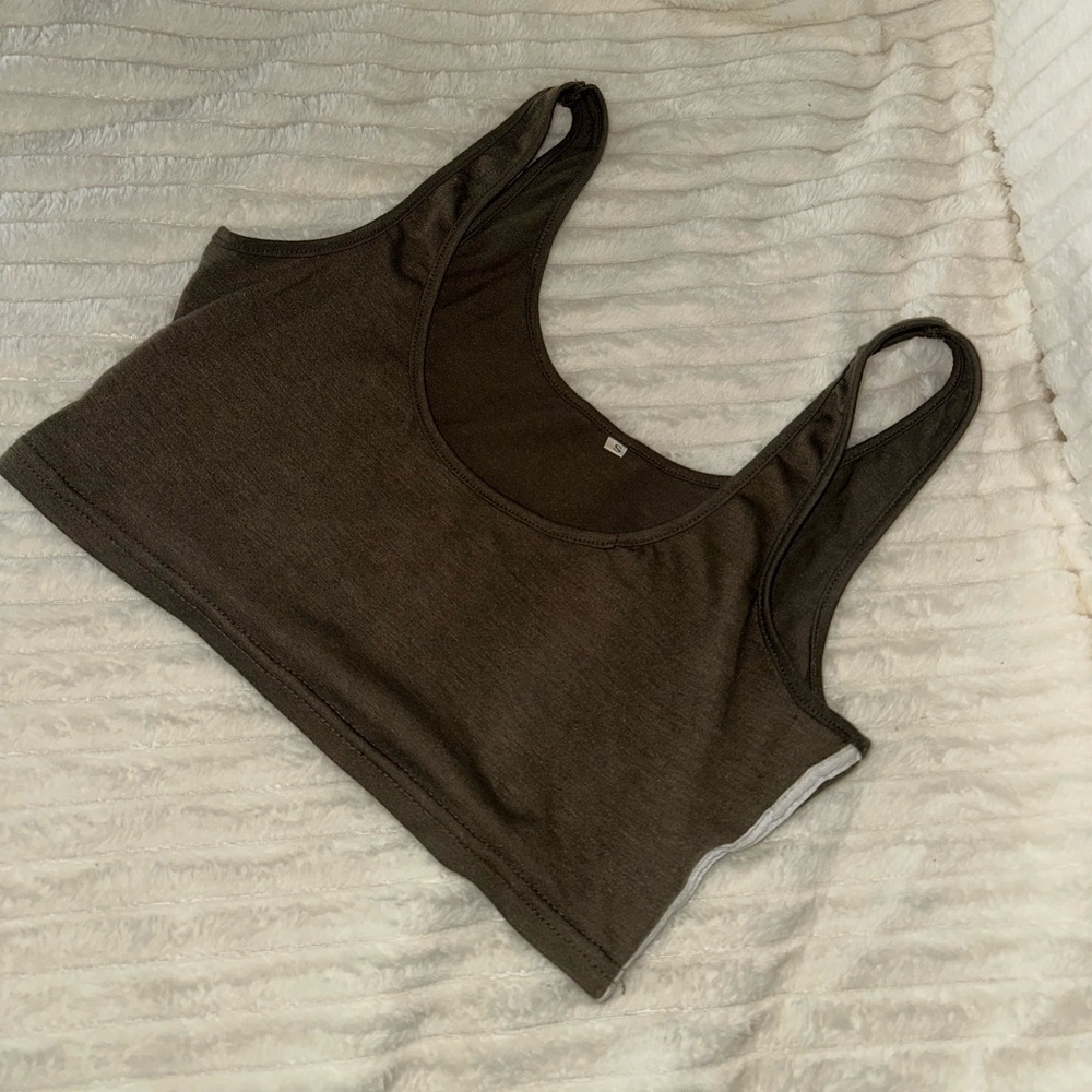 Tank top crop top
